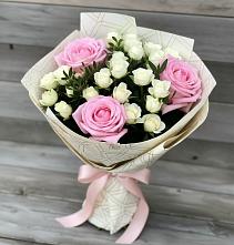 Букет цветов из:  Розы в Твери